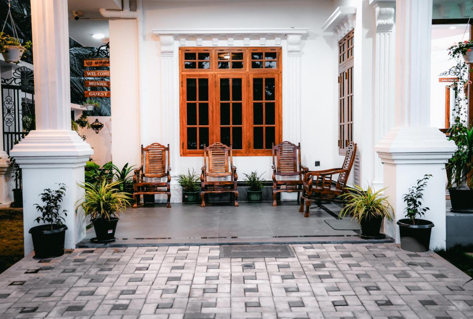 Munril Guest Daire Jaffna Dış mekan fotoğraf