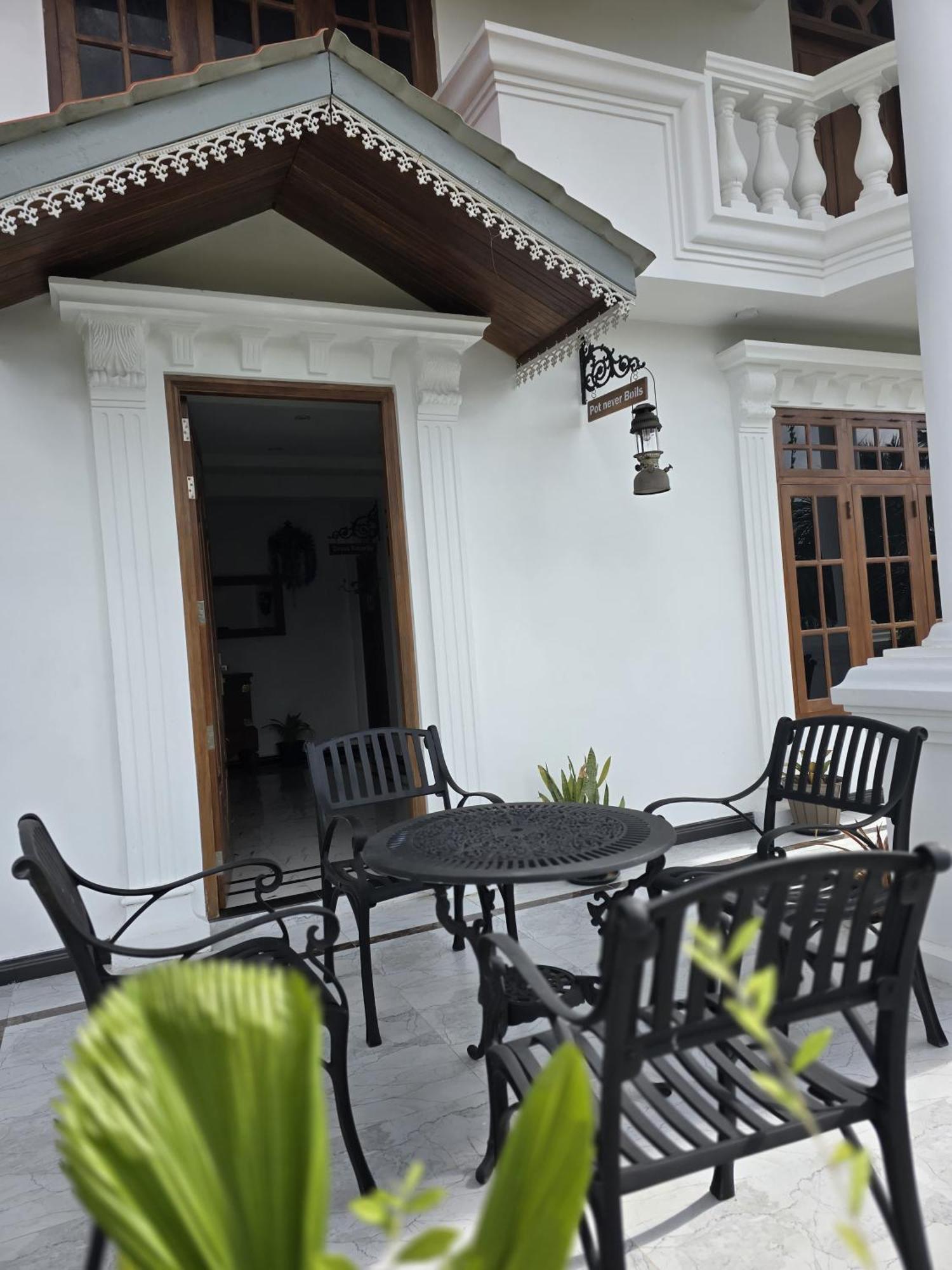 Munril Guest Daire Jaffna Dış mekan fotoğraf