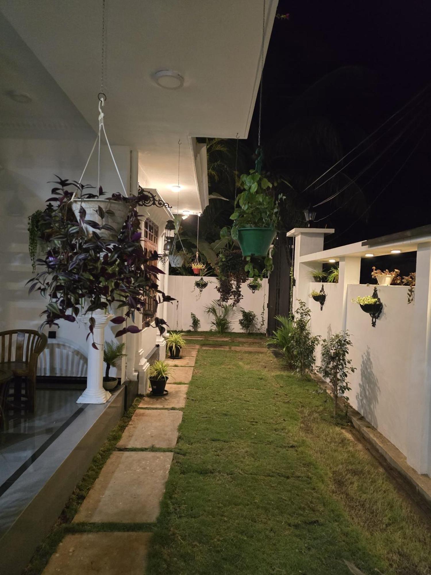 Munril Guest Daire Jaffna Dış mekan fotoğraf